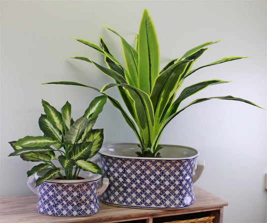 Set of 2 Ceramic Footbath Planters, Vintage Blue & White Geometric Design MB025