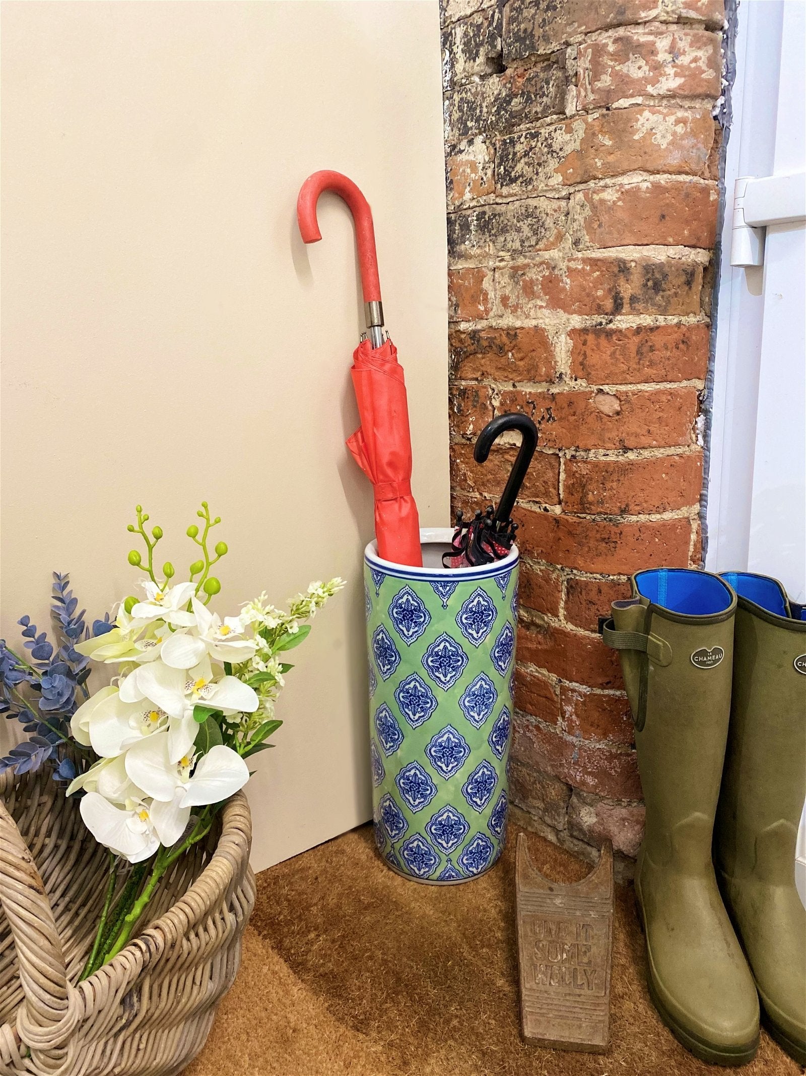 Green and White Diamond Print Umbrella Stand MB035