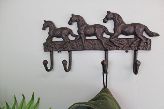 Rustic Cast Iron Wall Hooks, Three Horses N0728