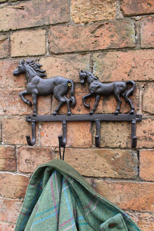 Rustic Cast Iron Wall Hooks, Two Horses N0729