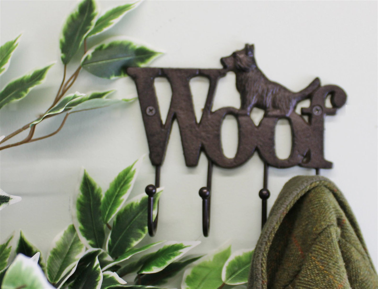 Rustic Cast Iron Wall Hooks, Dog Design With 4 Hooks N0762