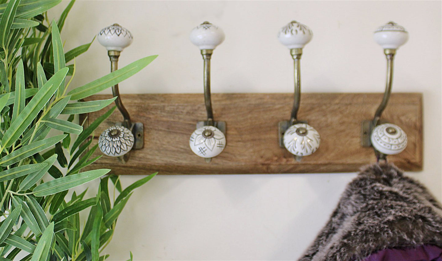 4 Double Ceramic Ivory Coat Hooks On Wooden Base S-HH5635