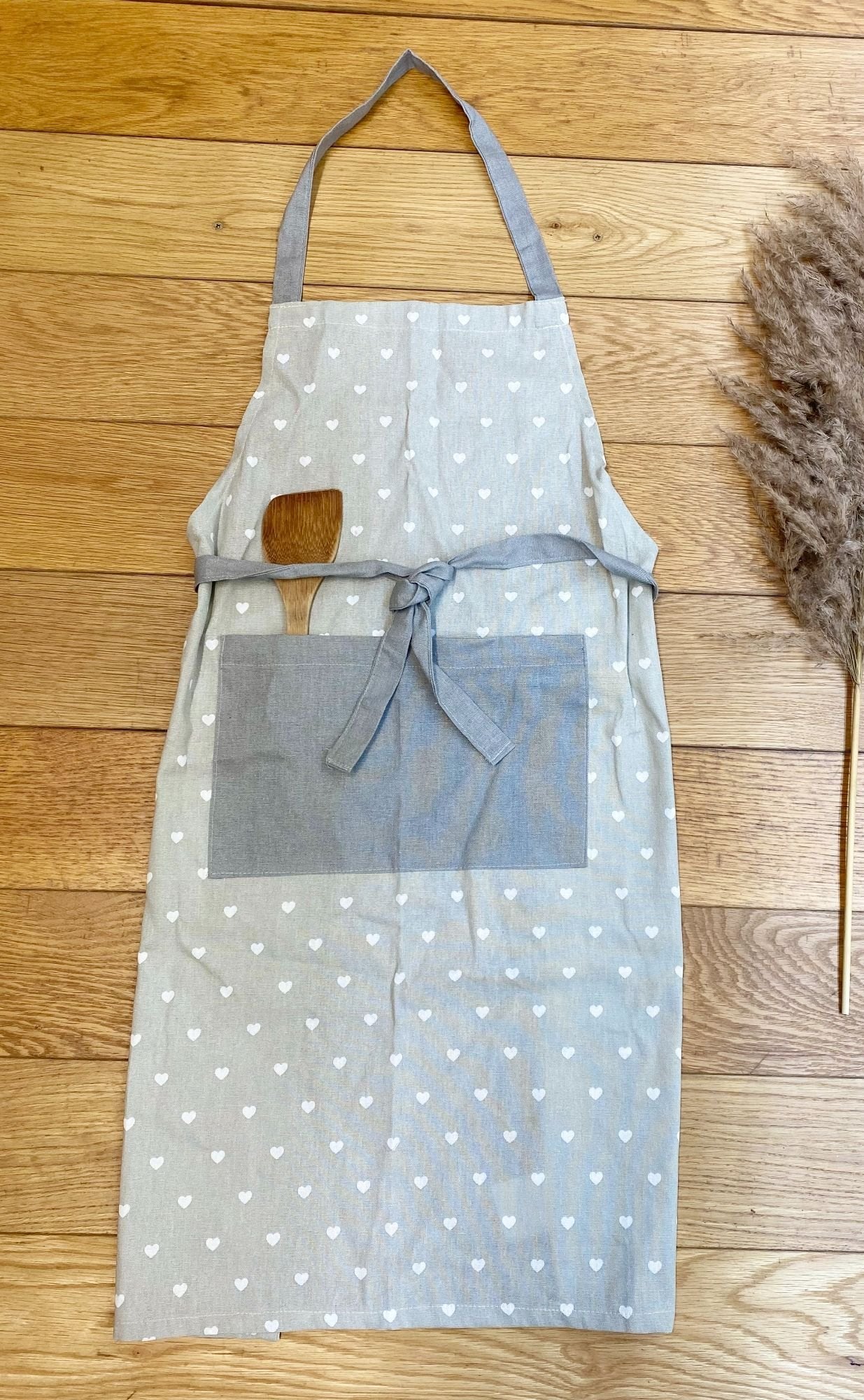 Kitchen Apron With A Grey Heart Print Design S-KG1129