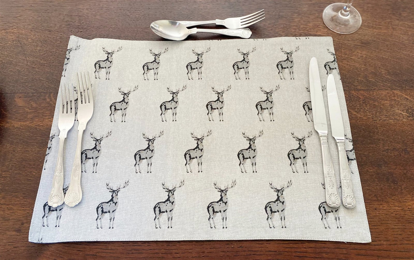 Set of 2 Grey Stag Print Fabric Place Mats S-KG2027