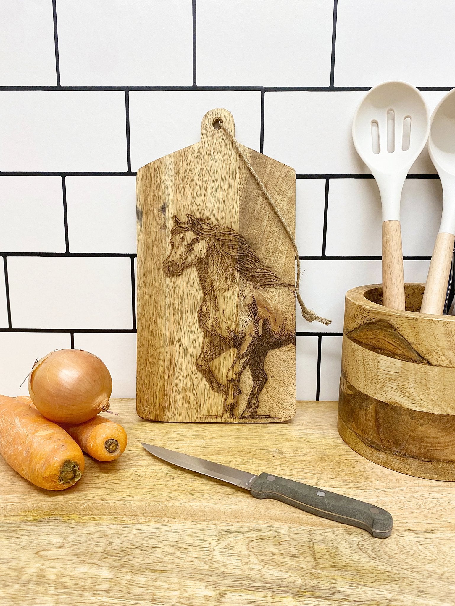 Horse Engraved Wooden Cheese Board S-KG3037