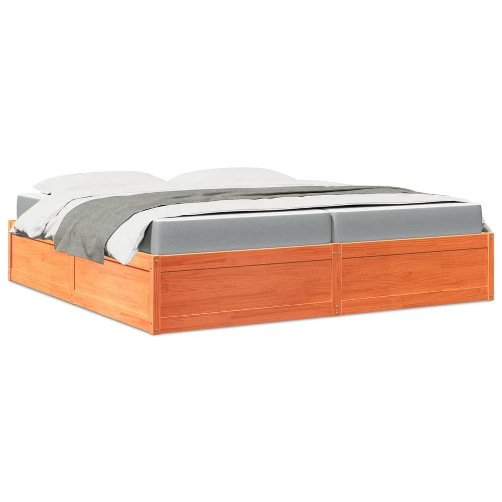 vidaXL Bed with Mattress Wax Brown 200x200 cm Solid Wood Pine S0671489352