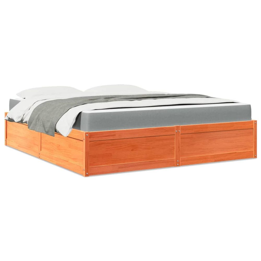 vidaXL Bed with Mattress Wax Brown 180x200 cm Super King Solid Wood Pine S0671489453